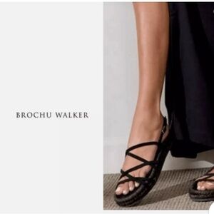 Brochu Walker new in box Dawson espedrille sandals color onyx .